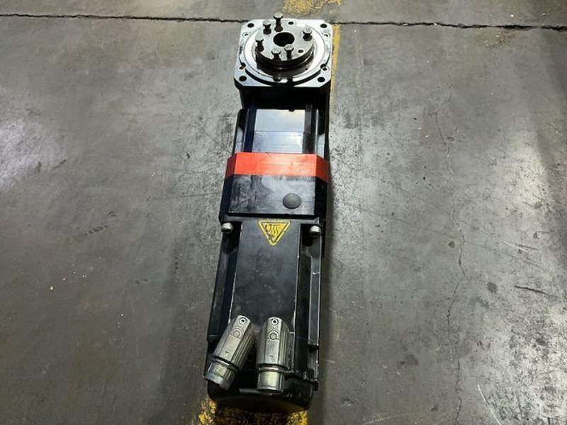 Kollmorgen  Pm Servomotor W/ Micron Gearhead - Akm52k-ancndb00