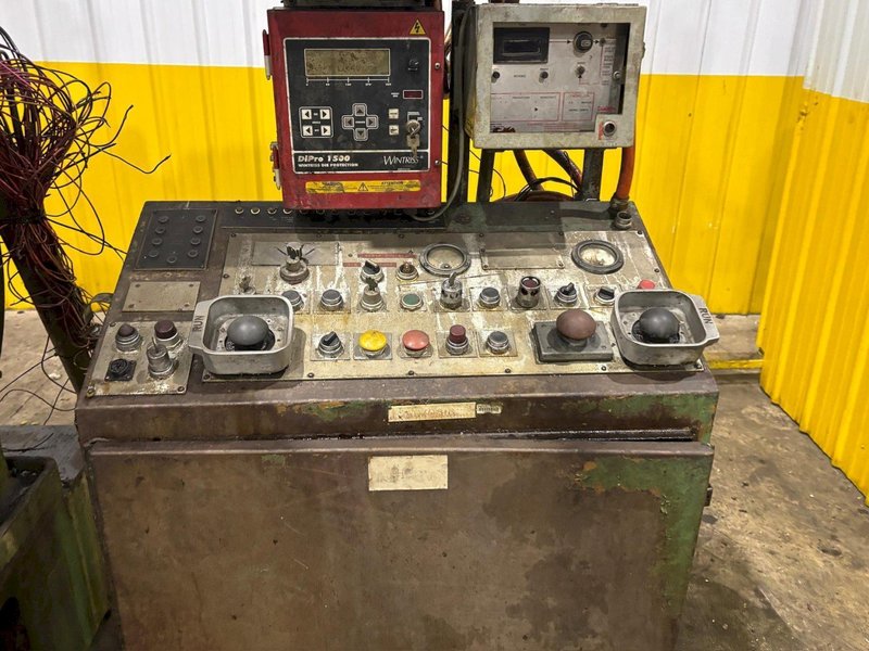100 TON MINSTER P2-100-42 PIECE MAKER STRAIGHT SIDE HIGH SPEED PRESS. STOCK # 0883325