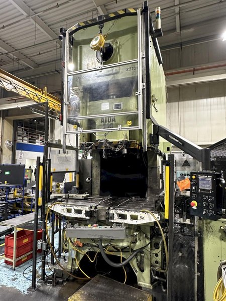 220 TON AIDA #NCI-200(2) PRESS LINE, COMPLETE WITH CWP SPACE-SAVER COIL FEED LINE: STOCK #22209