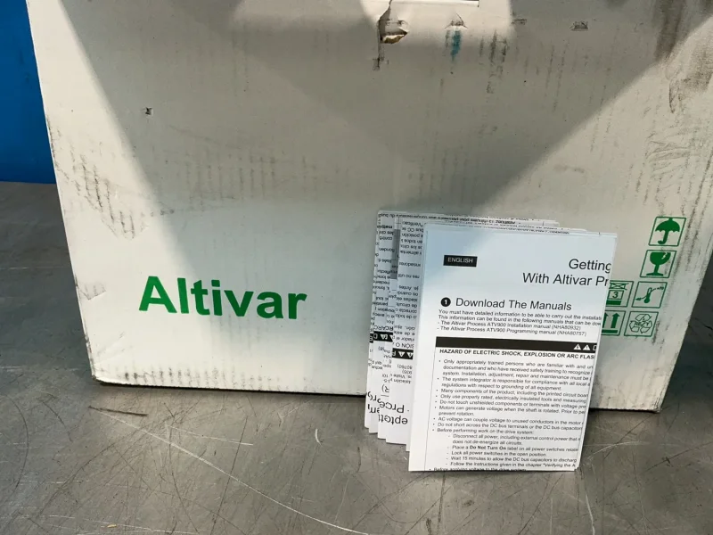 SCHNEIDER  ELECTRIC GRAPHIC DISPLAY TERMINAL ALTIVAR 930   -  ATV93OU22N4