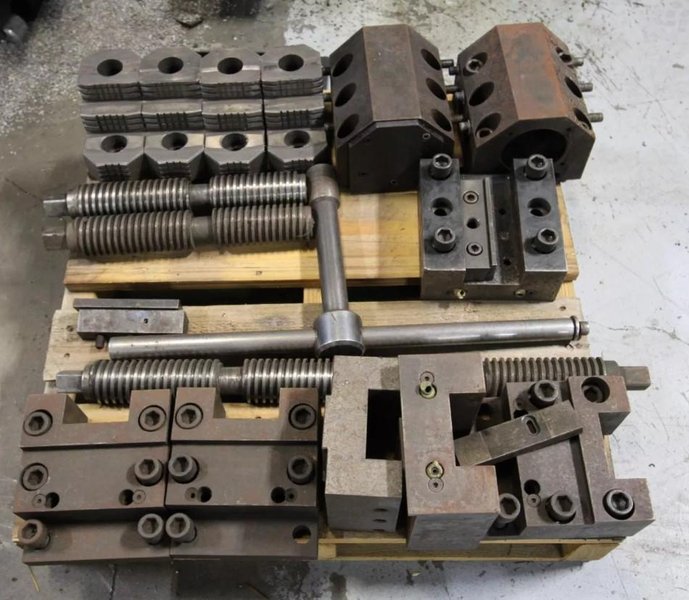 Used 2008 Doosan Puma 800L CNC Lathe For Sale - 11.5" Hole Thru