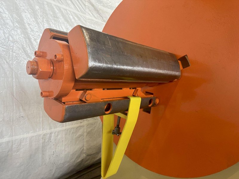 15000 LB X 24&quot; COE MOTORIZED POWER COIL REEL UNCOILER WITH COIL CAR: STOCK 18354