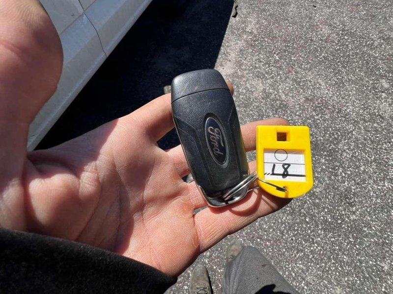 Ford F-150 Pickup Truck, 2024 – 4×4 Crew Cab – Clean Late Model Work