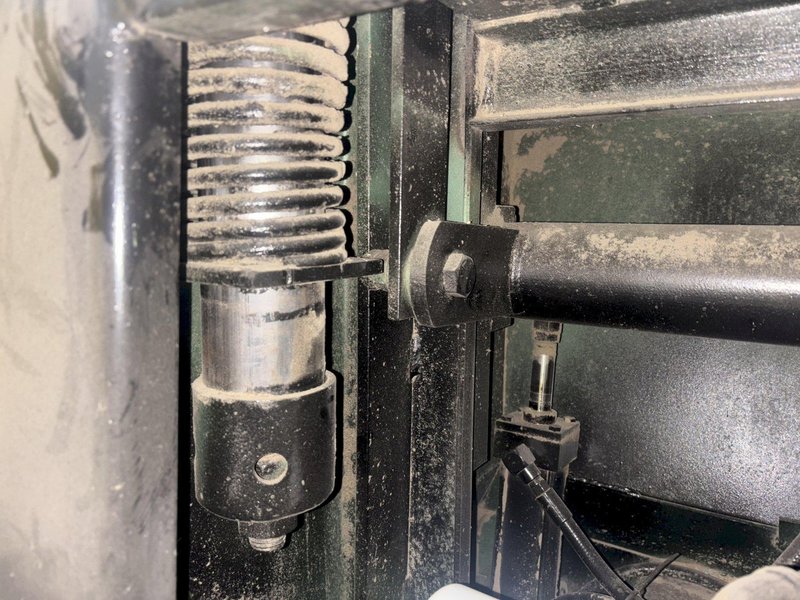 8 SPINDLE X 24&quot; X 86&quot; CEMCO MULTI-HEAD GANG DRILL &amp; BORING MACHINE: STOCK #22927