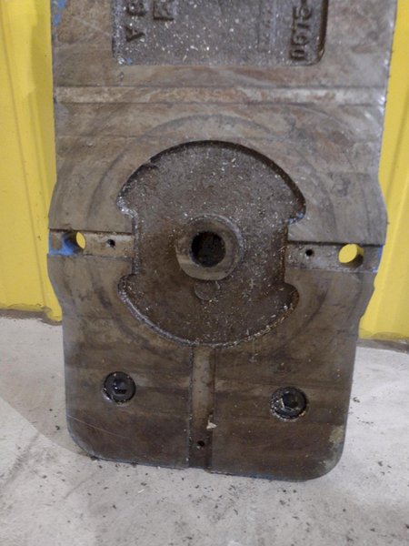 6&quot; KURT MODEL #D675 PRECISION MACHINE VISE W/ SWIVEL HANDLE: STOCK #23447