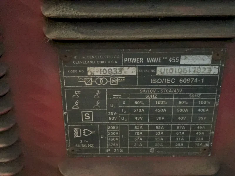 LINCOLN ELECTRIC 450 A WELDER   -  POWER WAVE 455