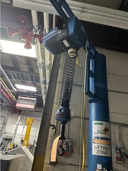 165 LB GORBEL JIB CRANE W/ G-FORCE INTELLIGENT LIFTING DEVICE. STOCK # 0362324.