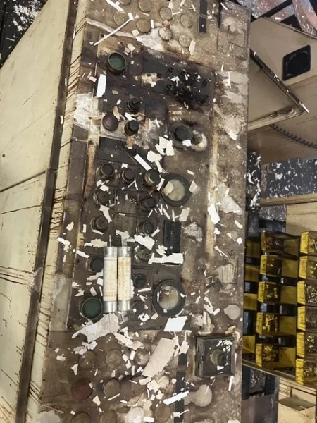 MINSTER 300 TON "HEVISTAMPER" 54X36 SSDC PRESS, S/N E2-300-21320, STOCK#...