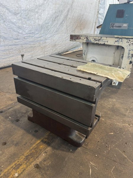 24&quot; W X 18&quot; D X 18&quot; T CARLTON T-SLOTTED DRILL BOX TABLE. STOCK # 1011824