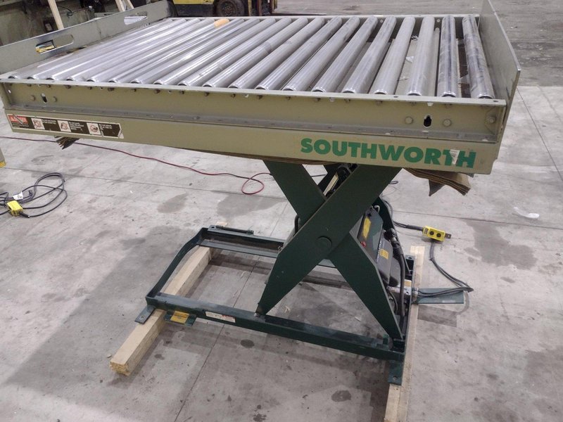 3800 LBS X 60" X 42" SOUTHWORTH MODEL #LS4-36 HYDRAULIC SCISSOR LIFT TABLE WITH ROLLER TOP, 110 VOLT: STOCK #20885