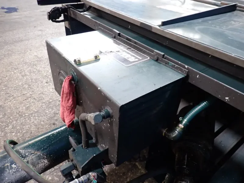 MARATHON EQUIPMENT CO 60" X 30" X 48" BALER  -  6030