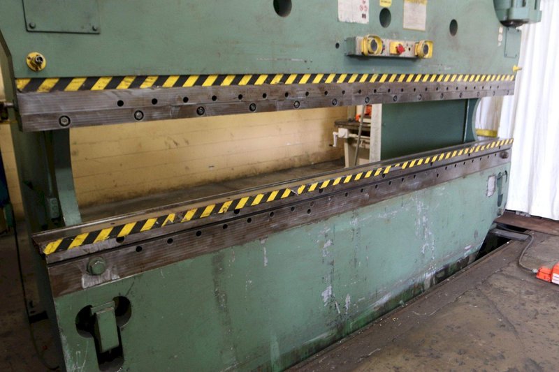 350 TON X 14' CINCINNATI MODEL 350CB X 12 HYDRAULIC BRAKE: STK #69297