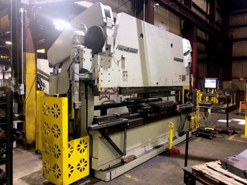 Accurpress 750014, 14&#039; X 500 Ton CNC Hydraulic Press Brake