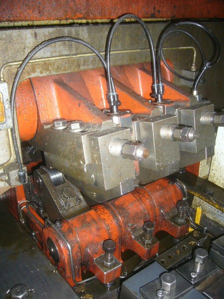 Asahi Sunac Model AF-1414-3 Three Die Progressive Header