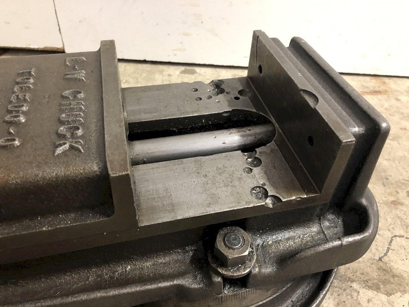 6&quot; L-W CHUCK TOLEDO VISE WITH SWIVEL BASE: STOCK 17548