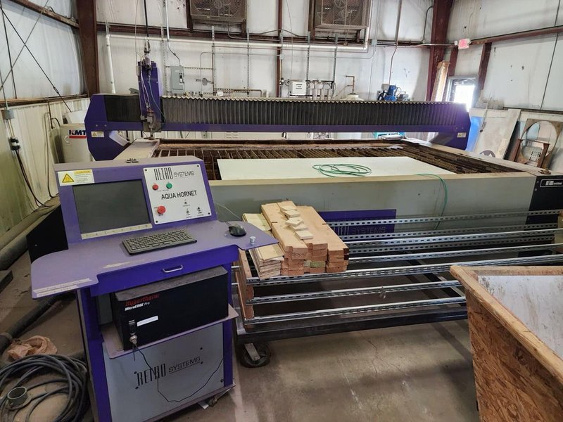 6′ x 12′ Retro Systems Aqua Hornet Waterjet, 2011 – 90,000 PSI