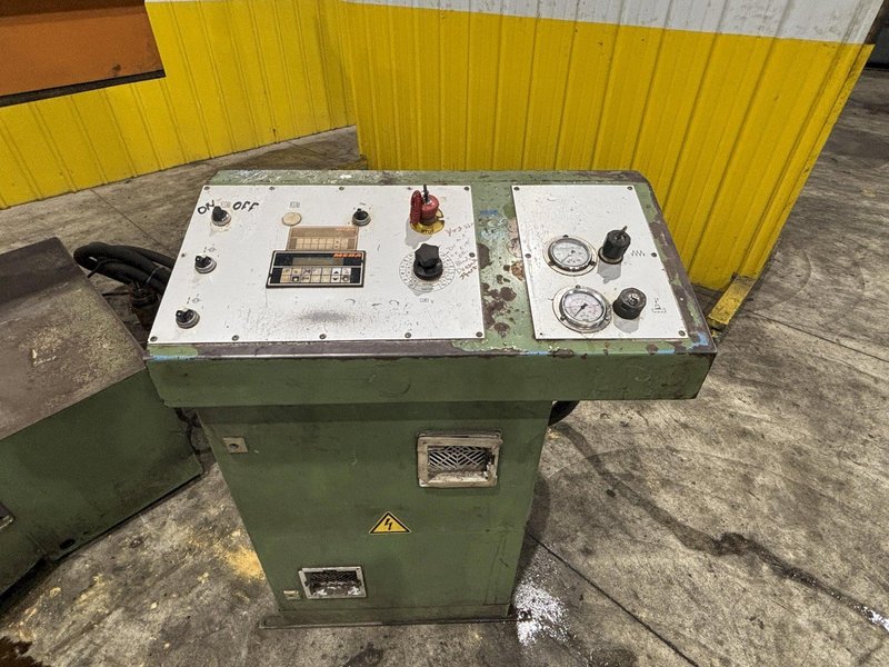 2007 Peddinghaus 1100 DG Twin Column Horizontal Bandsaw (#5616)