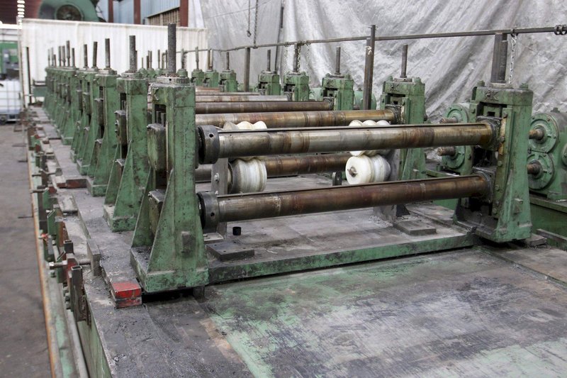 13 STANDS X 3&quot; X 44&quot; BRADBURY ROLLFORMER: STOCK #69558