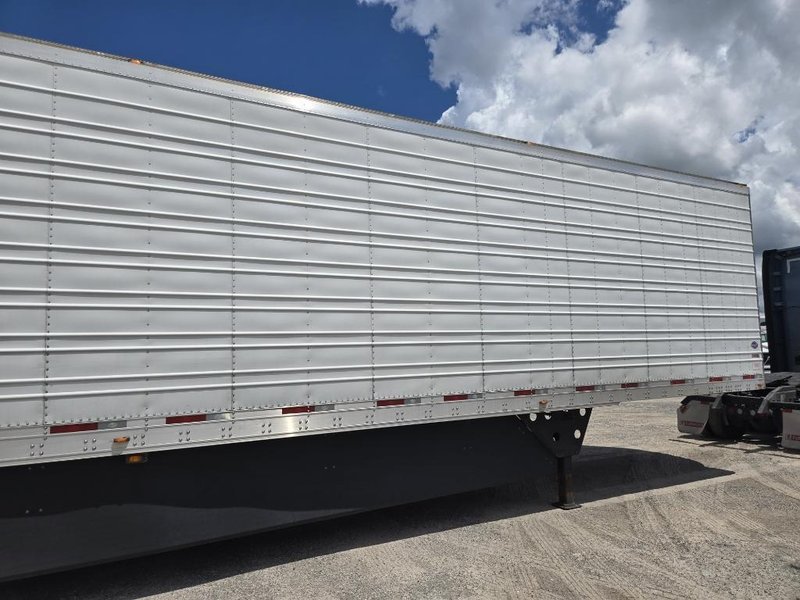 2023 Utility 53 x 102 1UYVS2530P6721507