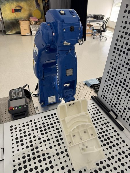 Yaskawa Motoman YR-1-06VX8-A00 Industrial Robot, 2019 – 6 Axis