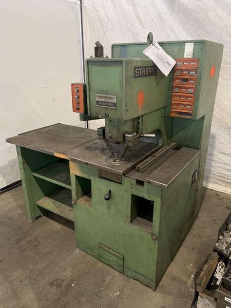 STRIPPIT SONIC 18/30 PUNCH MACHINE AND CORNER NOTCHER W/ TOOLING. STOCK # 1271823.