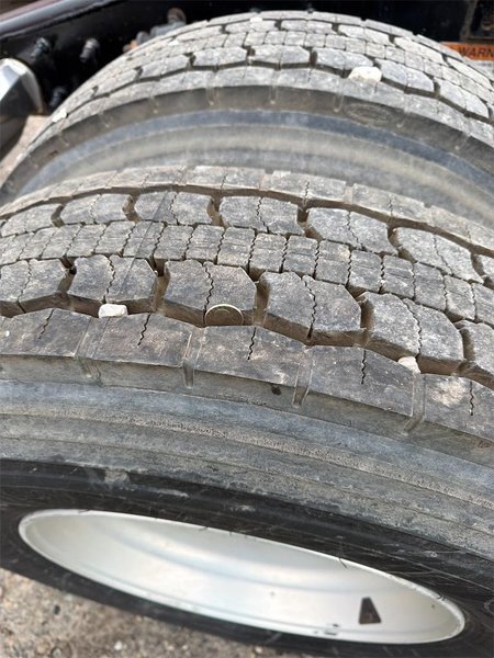 2020 Freightliner Cascadia 1FUJHHDV1LLLC1683