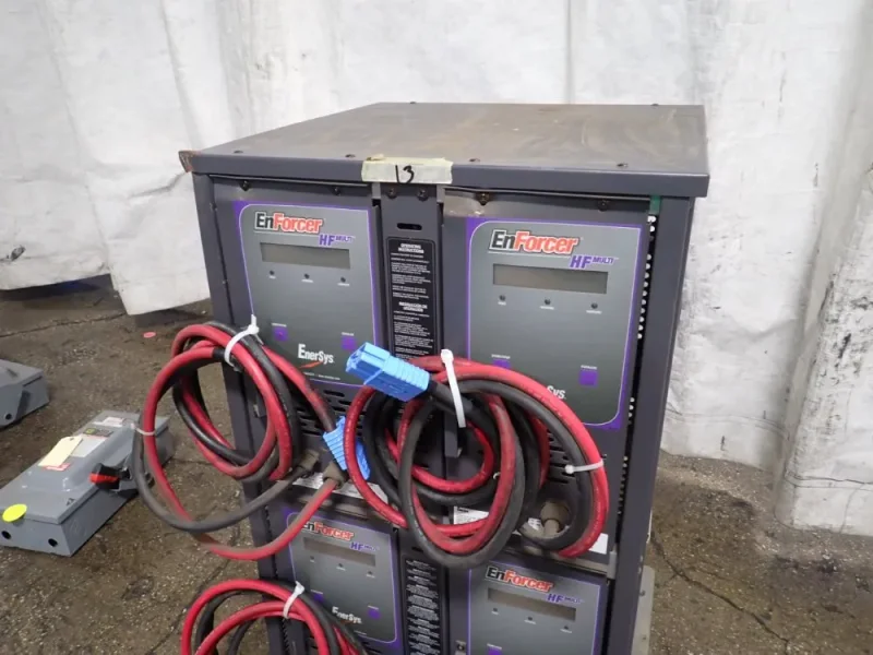 ENERYSYS 24 V / 900 AH  -  EM3-12-900