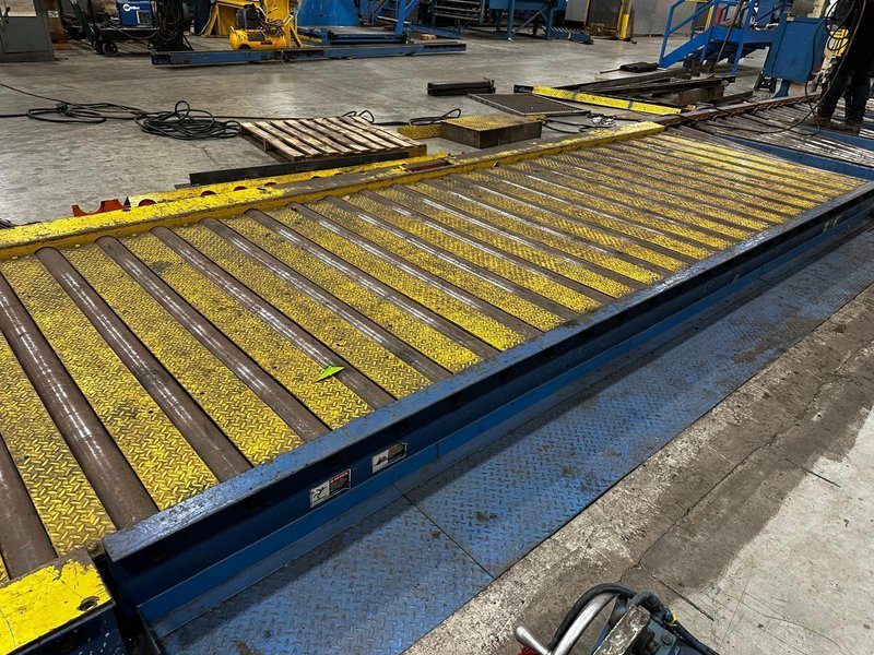 51&#039; Powered Floor Mounted Exit Conveyor