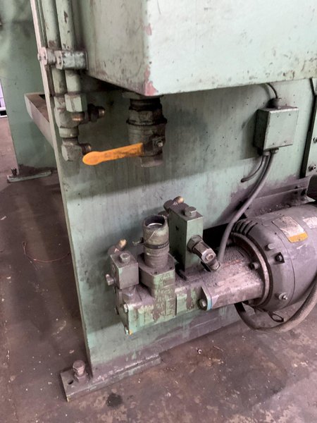 95 TON X 8' BETENBENDER HYDRAULIC PRESS BRAKE: STOCK #80833