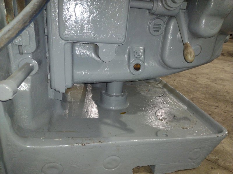 #3 KEARNEY &amp; TRECKER MILWAUKEE MODEL #3 VERTICAL MILLING MACHINE 64" x 13" x 10 HP: YOBRO #24458