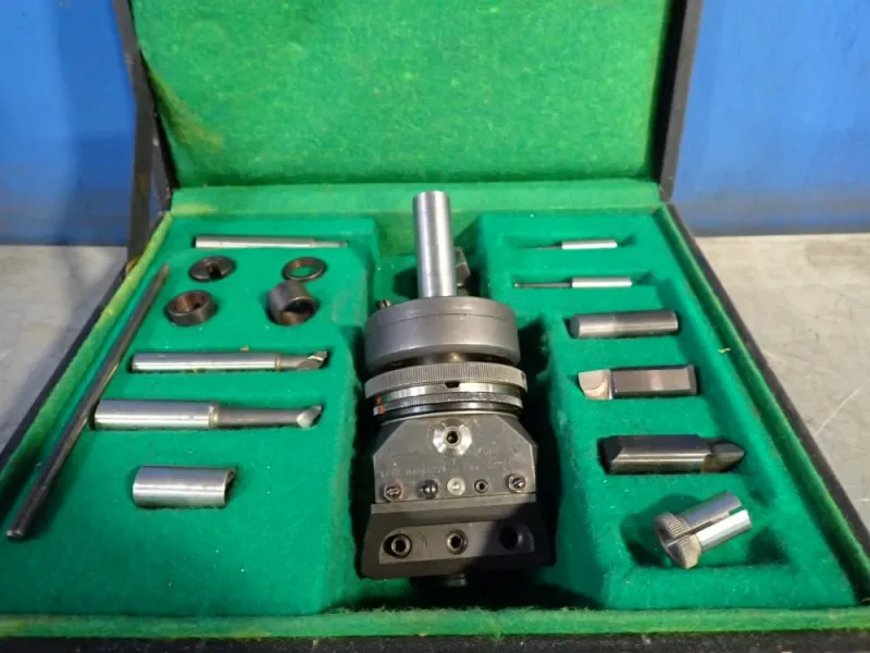 NAREX UNIVERSAL BORING AND FACING HEAD SET 1-1/4"   -  VHU-125 / NO.33991