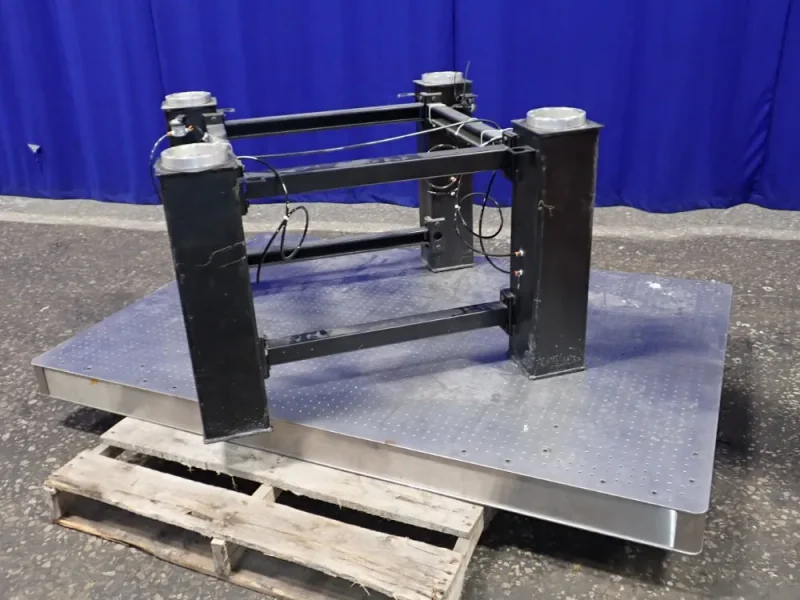 EALING 71" X 47" OPTICAL TABLE  -  LAB