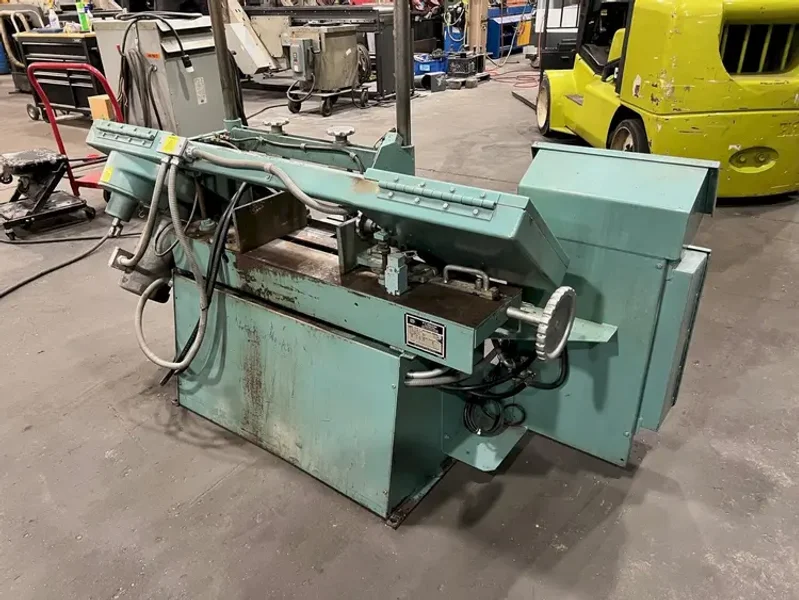 USED W.F. WELLS MODEL W-9-1 9" X 17" HORIZONTAL DUAL COLUMN BANDSAW YEAR: 2000