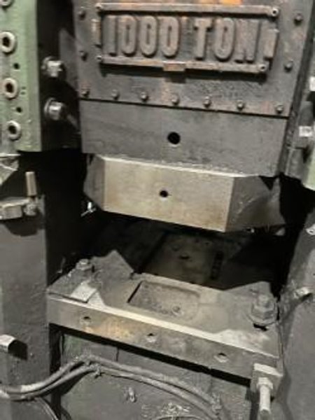 1000 TON ERIE FORGING PRESS