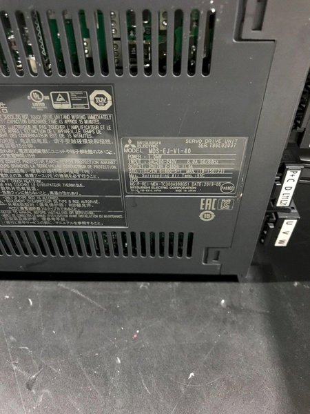 MITSUBISHI MDS-EJ-V1-40 SERVO DRIVE UNIT USED