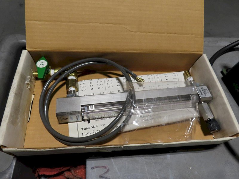 Sheffield Precisionaire Air Gauge, Federal Dimensionair Air Gauge to 0.00002", Federal AFL-9 R-2 Oil/Water Seperator and Accucal Flowmeter- Auction Item