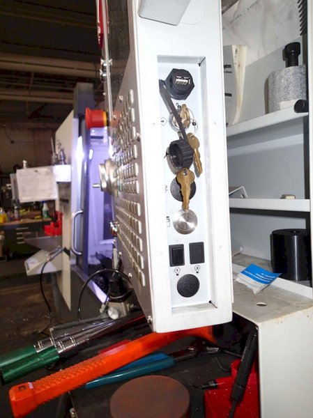 Haas VF-5SS 5-Axis VMC, 2020- TR200Y Trunnion Rotary Table, Probing, TSC, HSM, TCPC &amp; DWO, Auto Doors