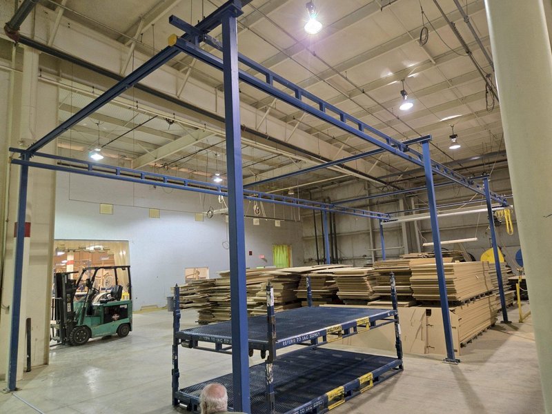 50.5' X 19' 1000 LB GORBEL WORKSTATION CRANE WITH VACUMASTER ATTACHMENT. STOCK # 0772426