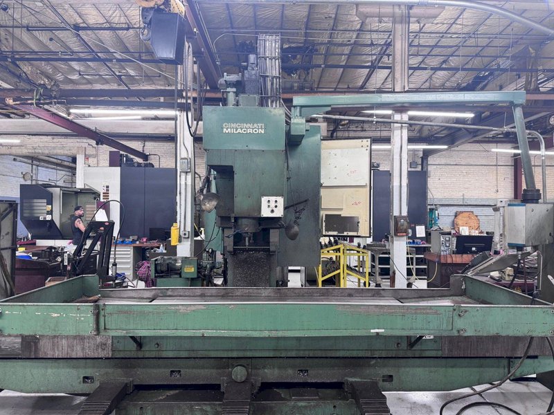 CINCINNATI MILACRON MODEL 20V 3-AXIS MACHINING CENTER. STOCK # 1000625.