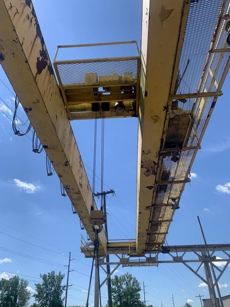 10 TON X 60' X 1000' P&amp;H OVERHEAD SELF STANDING YARD CRANE SYSTEM: STOCK #13150