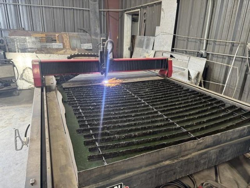 5′ x 10′ Lincoln Electric 4510 Torchmate CNC Plasma Table, 2020 –  80 Amp Lincoln Electric Flexcut, Water Table, Touch Screen Control