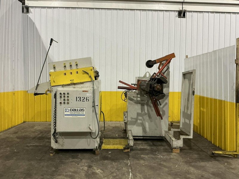 8,000 LBS X 24" X .125" DALLAS UNCOILER COIL REEL, MOTORIZED STRAIGHTENER - FEED LINE: YOBRO #24808