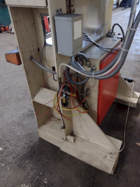 33 TON WATERBURY FARREL MODEL 33S HYDRAULIC GAP FRAME PRESS: STOCK 17145