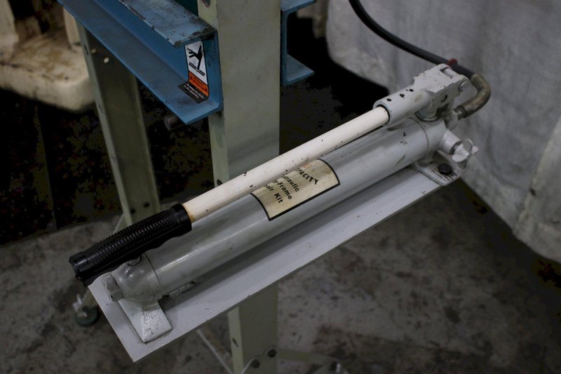 10 TON DAKE H FRAME PRESS: STOCK #75647