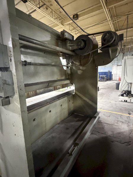 150 TON X 10' DRIES AND KRUMP CHICAGO MODEL #410-D MECHANICAL PRESS BRAKE: YOBRO #24980