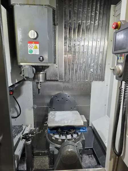 2022 Haas UMC-500SS 5-Axis Universal Machining Center