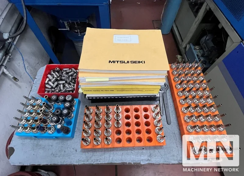 Mitsui Seiki VL30 CNC Vertical Machining Center