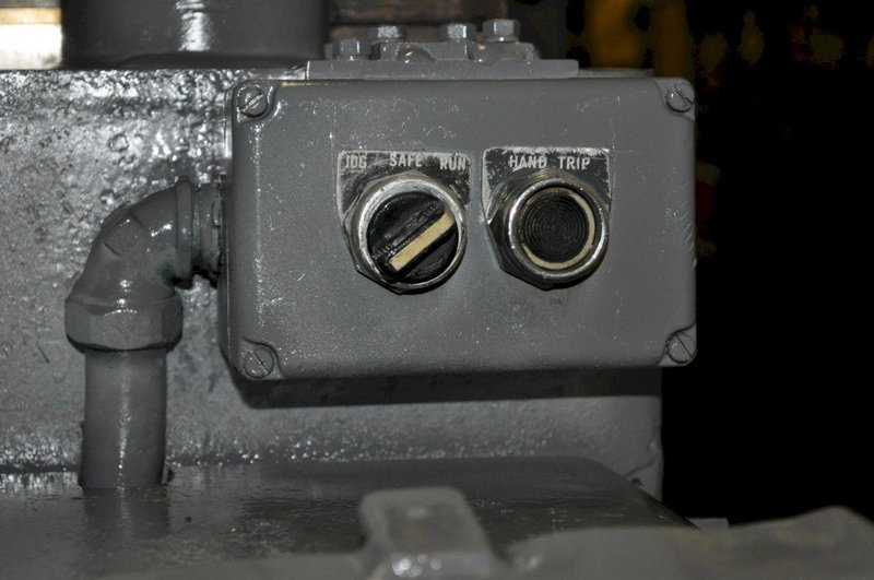 25 Ton Tishken Cut Off Press