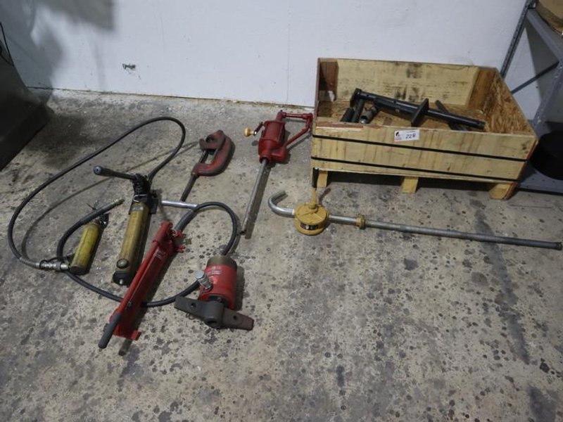 Hydraulic Power Units, Barrel Pumps, Large Ridgid Pipe Cutter- Auction Item