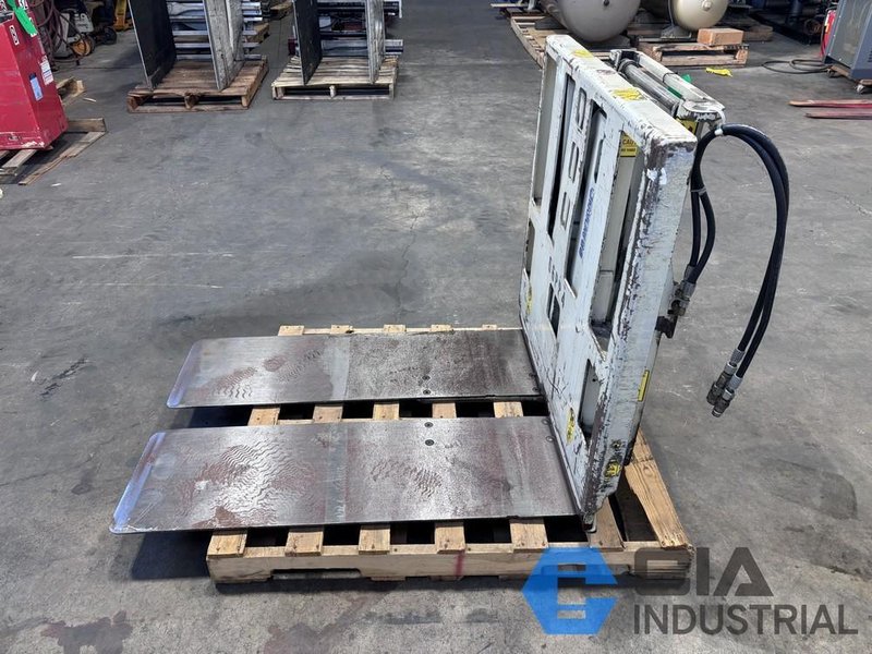3,500 LB. CASCADE MODEL 35E-QPB-Q002R2 PUSH / PULL ATTACHMENT